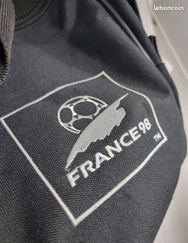 Sac de sport officiel France 98 - Vintage collector (1997) (image 4)
