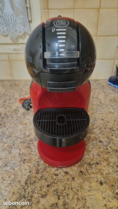 Cafetière Krups Nescafé Dolce Gusto Mini Me (KP120) - Électroménager