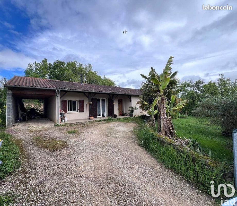 Maison 6 pièces 105 m² - La Ferrière-Airoux 86160 (image principale 0)