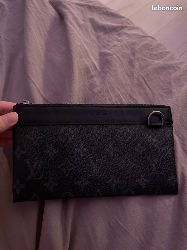 Pochette Louis Vuitton (image 1)
