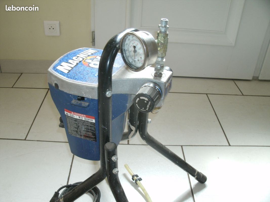 Station peinture Graco 207 bars compact PRO avec pistolet airless et rouleau état neuf (image 2)