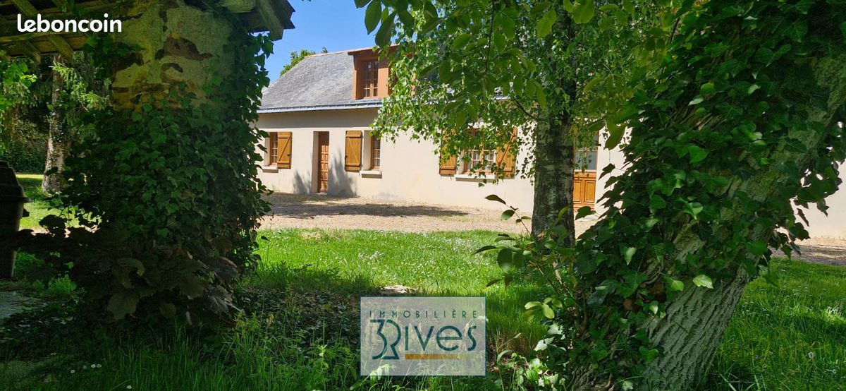 Maison 6 pièces 212 m² · à Le Lion-d'Angers · 212 m² · 349 500 €