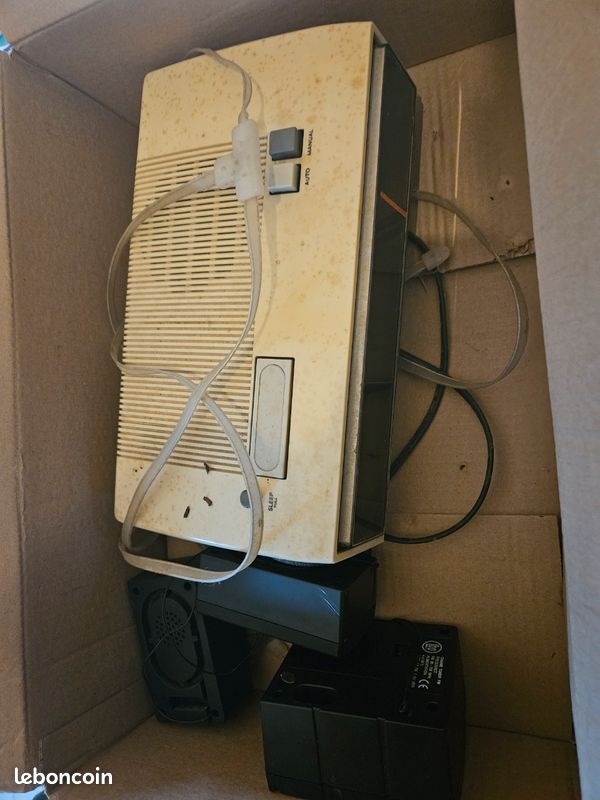 Radio réveil ancien (image 1)