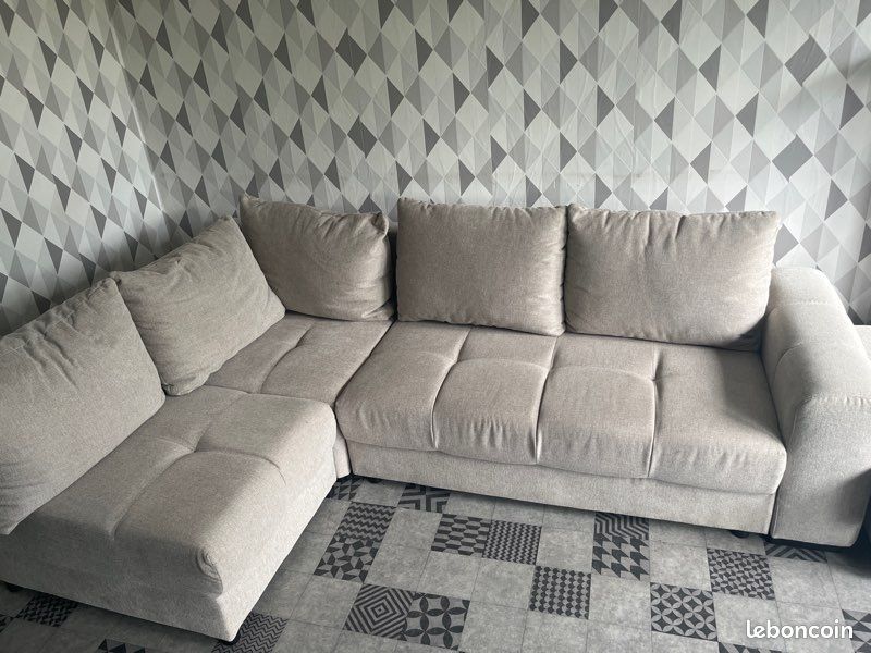 Je vends un canapé, clic clac (image 1)