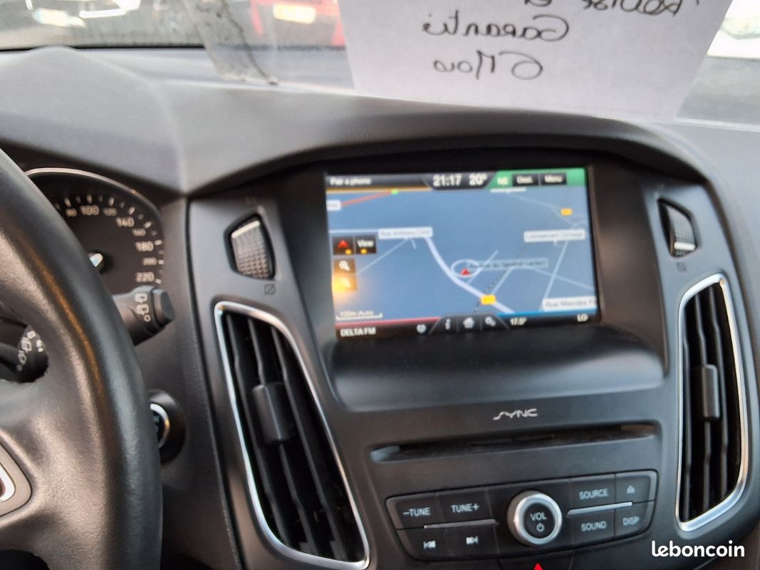 Ford Focus eco booster 100 sync Edition (image 9)