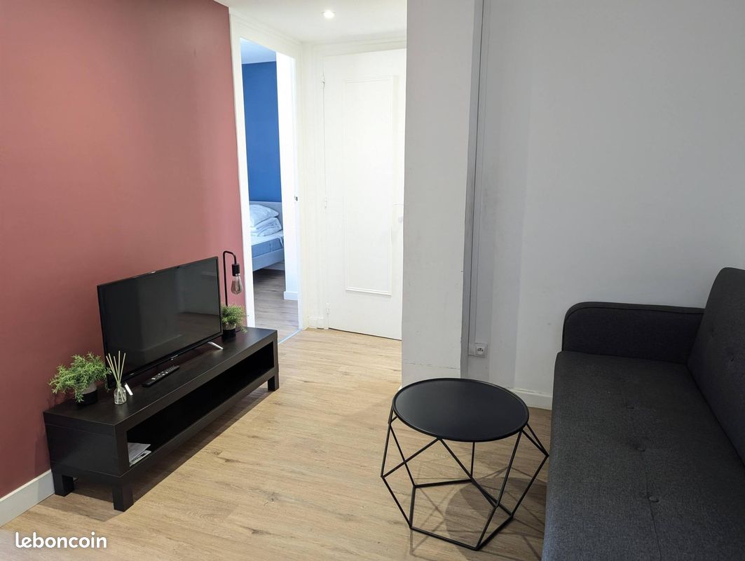 Appartement 4 pièces 53 m² · à Grenoble · 53 m² · 706 €