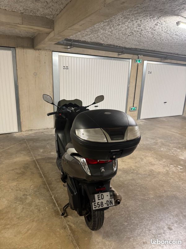 Scooter 125 I RS (image 3)