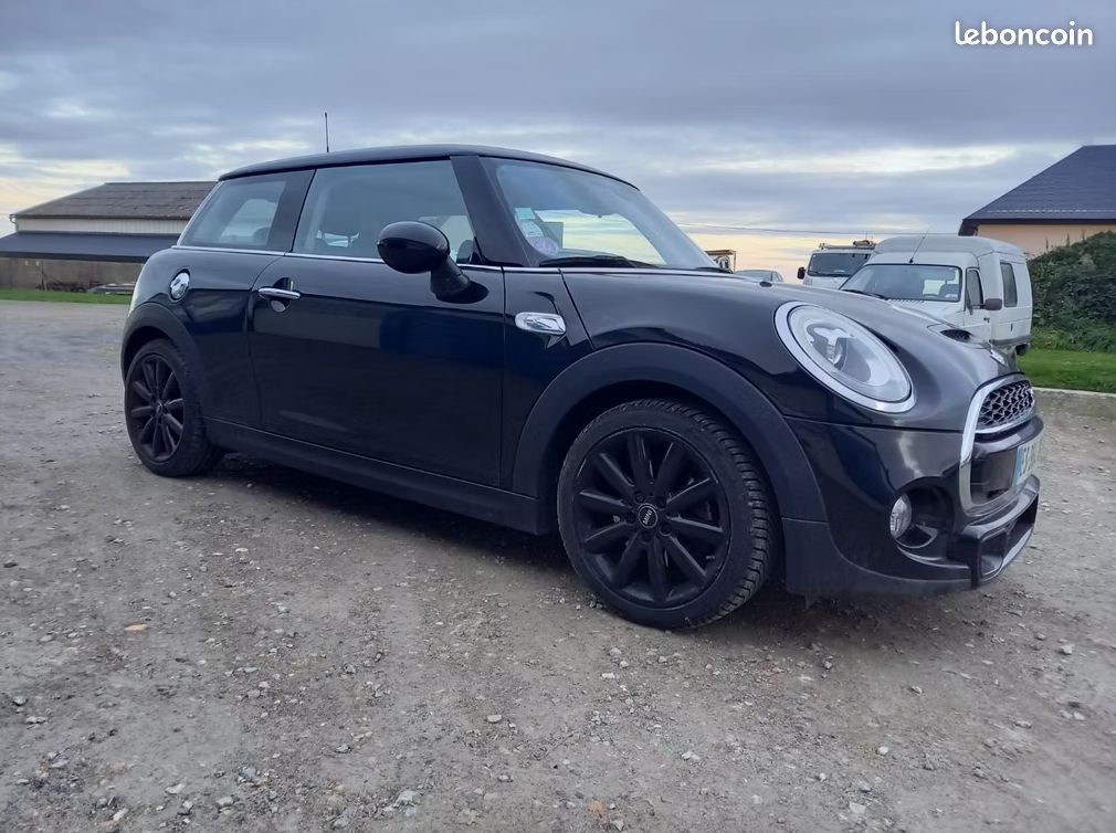 Mini Cooper S (image 1)