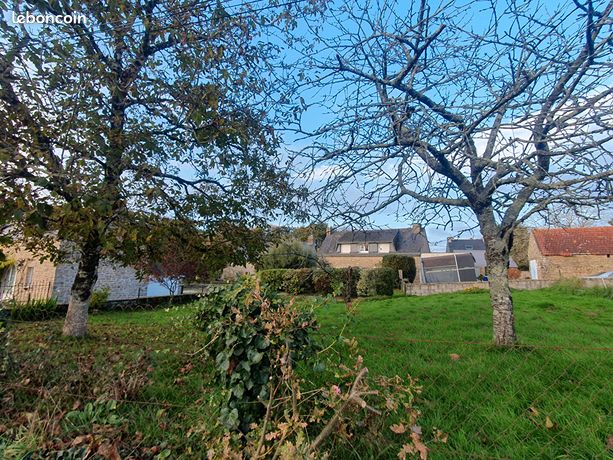 Terrain 400 m² BRECH