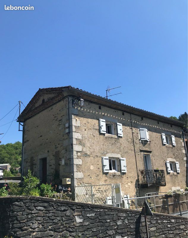 Maison 6 pièces 152 m² · à Boissezon · 152 m² · 148 000 €