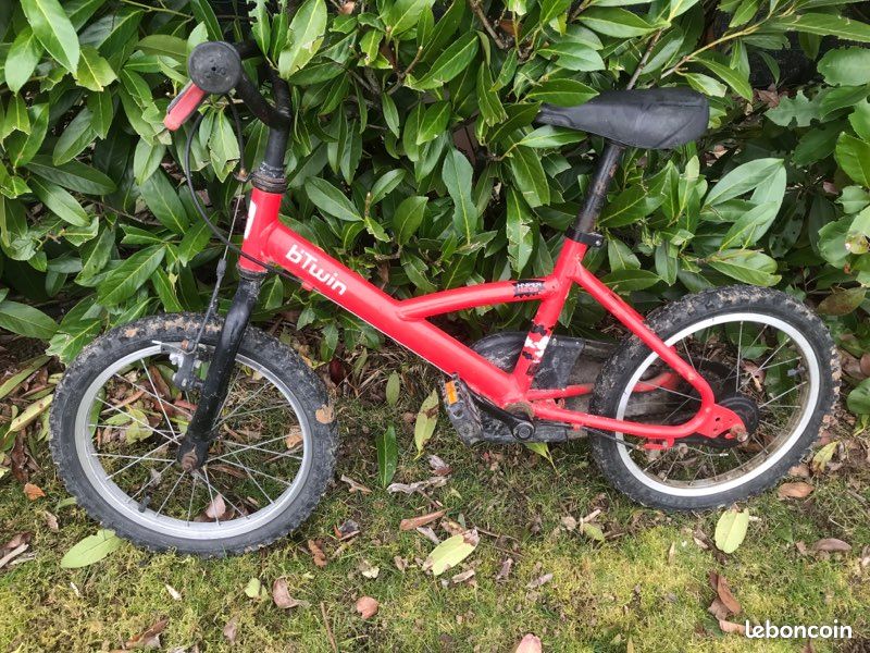 BTwin hyper hero 4-6 ans Vélos