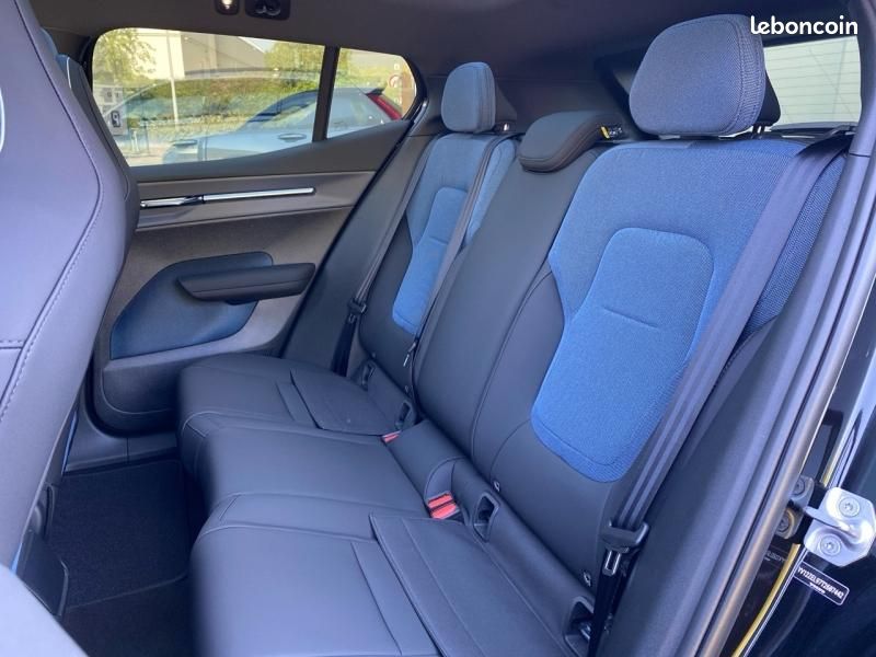 Volvo EX30 P5 Long Range 272ch 69kWh Ultra (image 10)