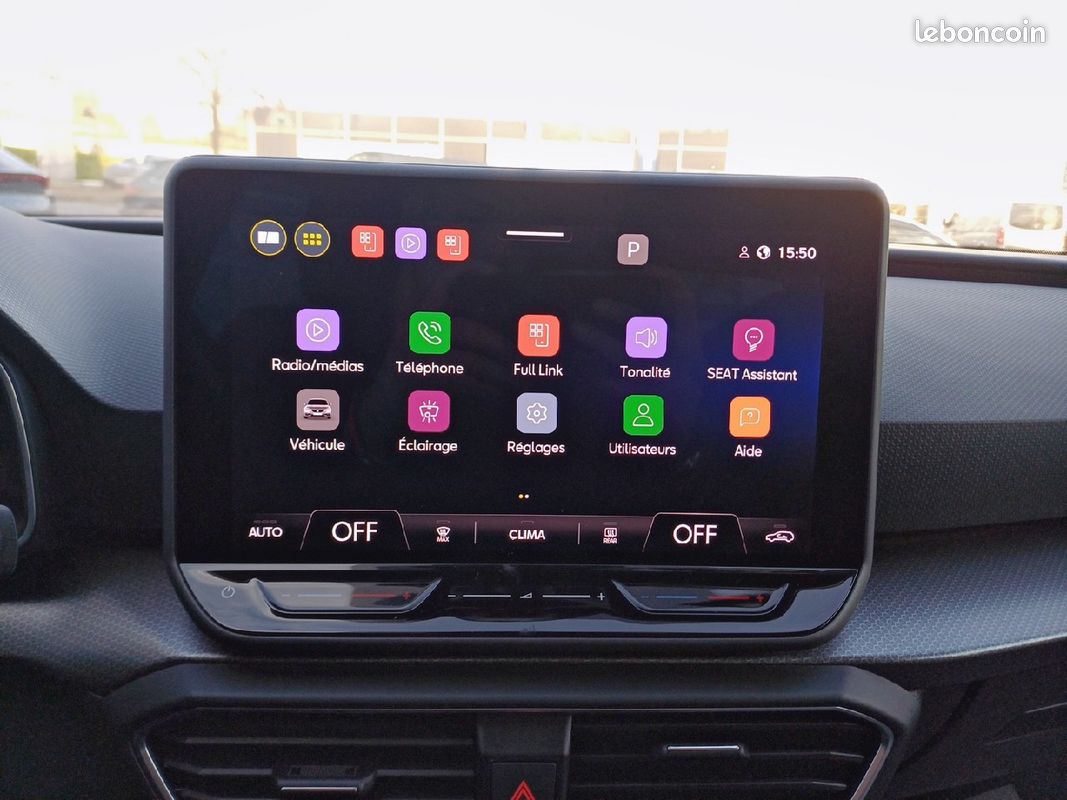 SEAT Leon 1.5 eTSI Hybrid 115 DSG7 Business (image 12)