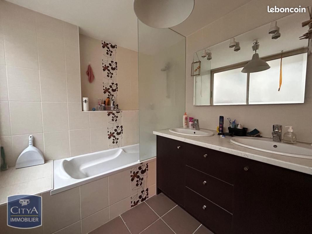 Appartement a louer brive-la-gaillarde - 3 pièce(s) - 63 m2 - Surfyn