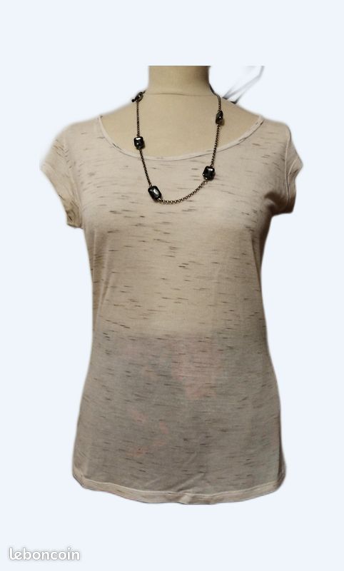 T-shirt cache cache taille tbe Vêtements