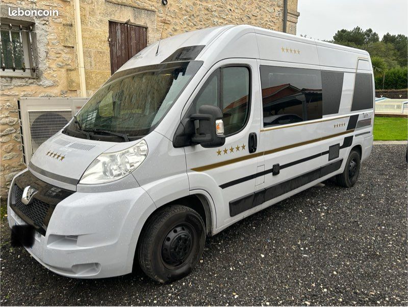 Louer Location Fourgon AmÃ©nagÃ© Pas Cher Van Aménagé Location Van