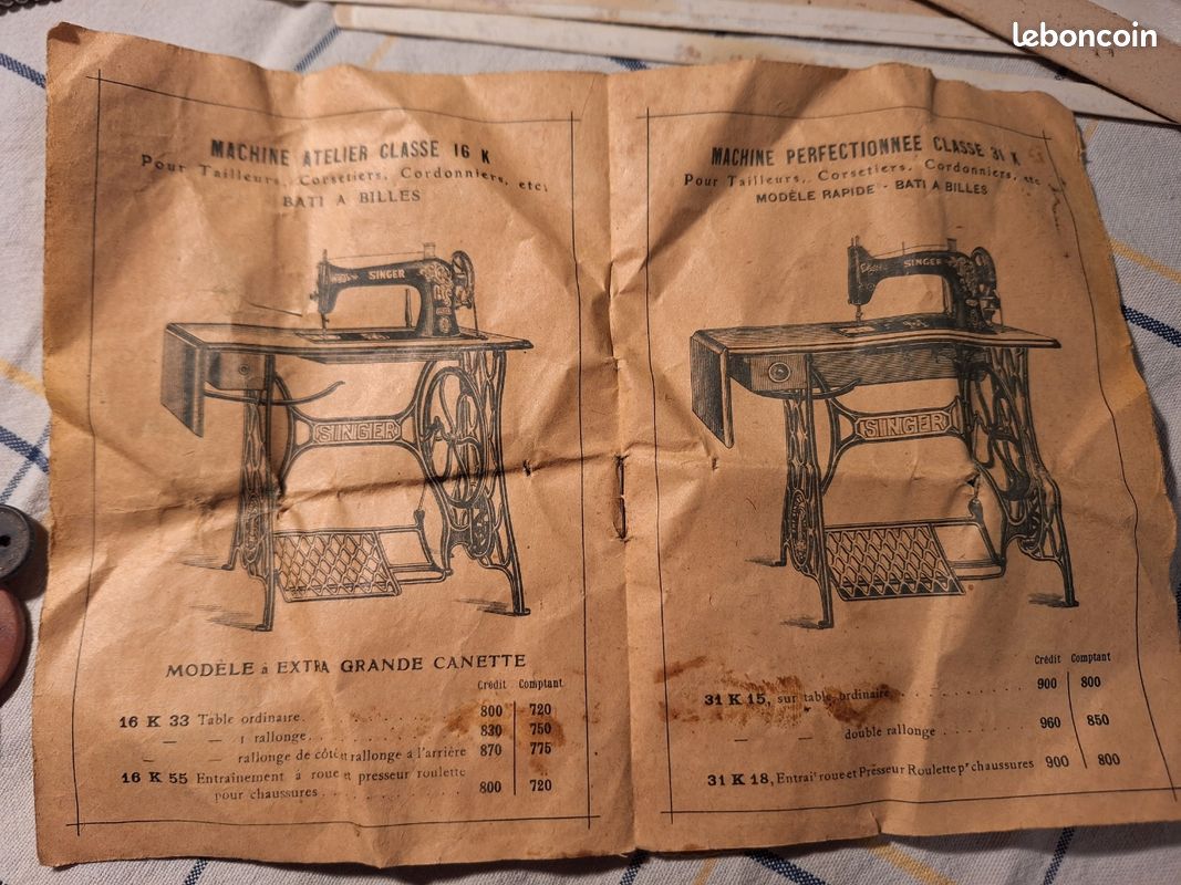 Lot De Boutons Anciens Mercerie - Doré Et Rouge, Vintage, Occasion (environ 870 Pièces ?)