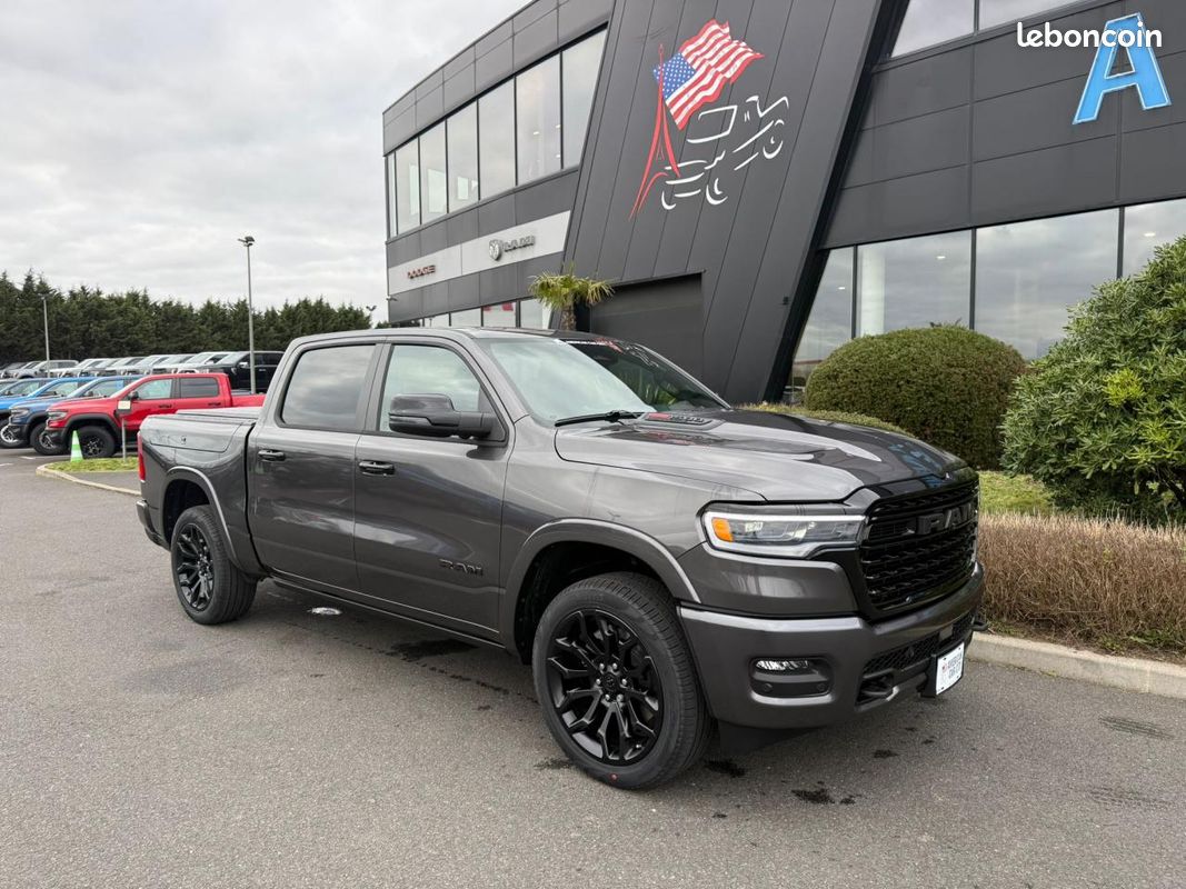 Dodge ram 1500 crew limited night edition rambox (image 10)
