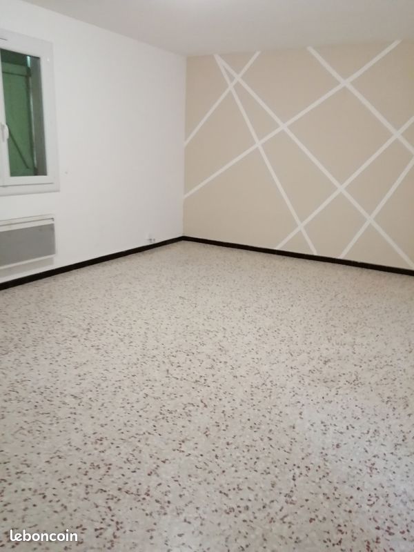 Maison 80 m² · à Ollioules · 80 m² · 1 000 €/mois