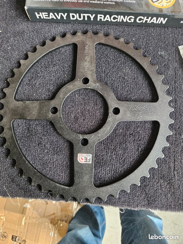 Kit chaine suzuki ts ou vanvan 200 (image 1)
