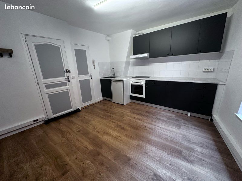 Appartement 1 pièce 18 m² · à La Ferté-sous-Jouarre · 18 m² · 490 €