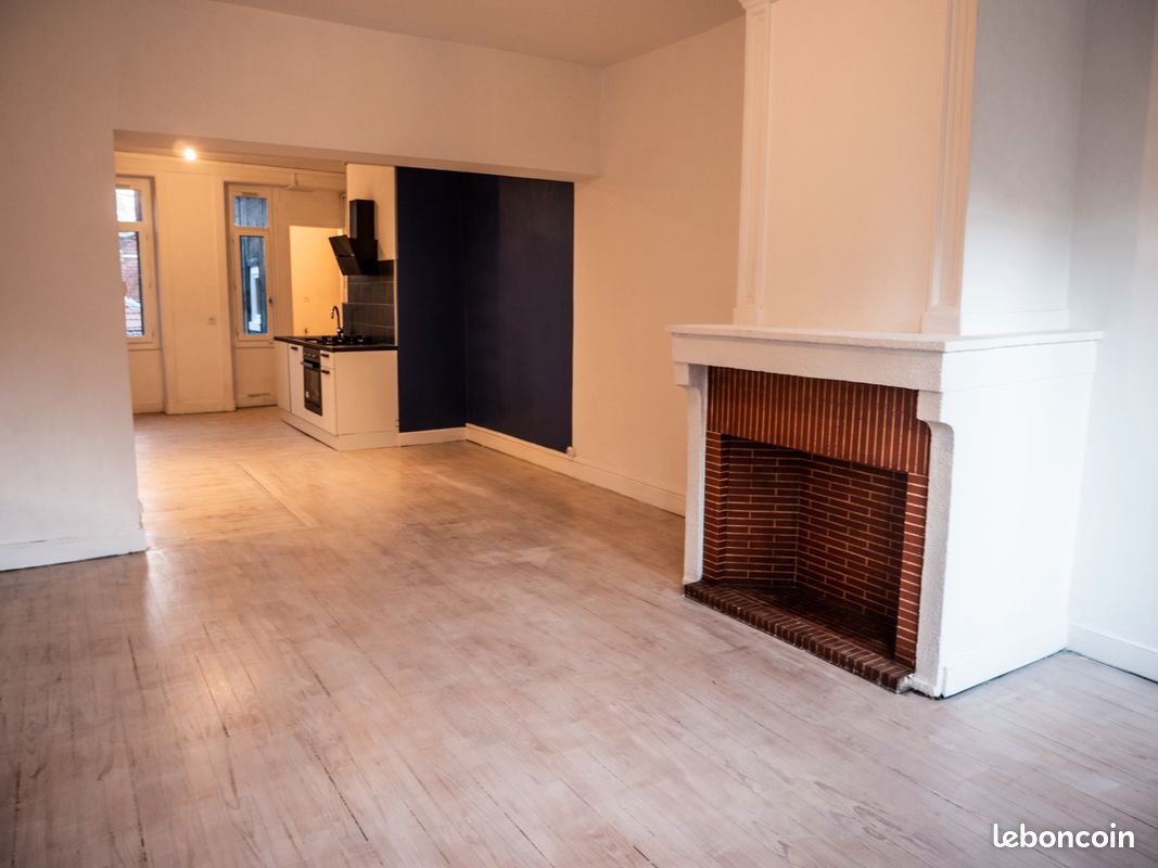 Appartement 2 pièces 70 m² · à Saint-Étienne · 70 m² · 550 €