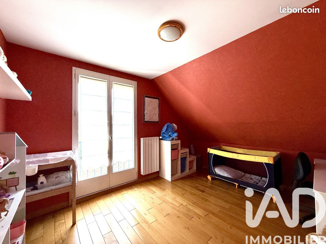 Maison familiale 8 pièces 209 m² (image 18)