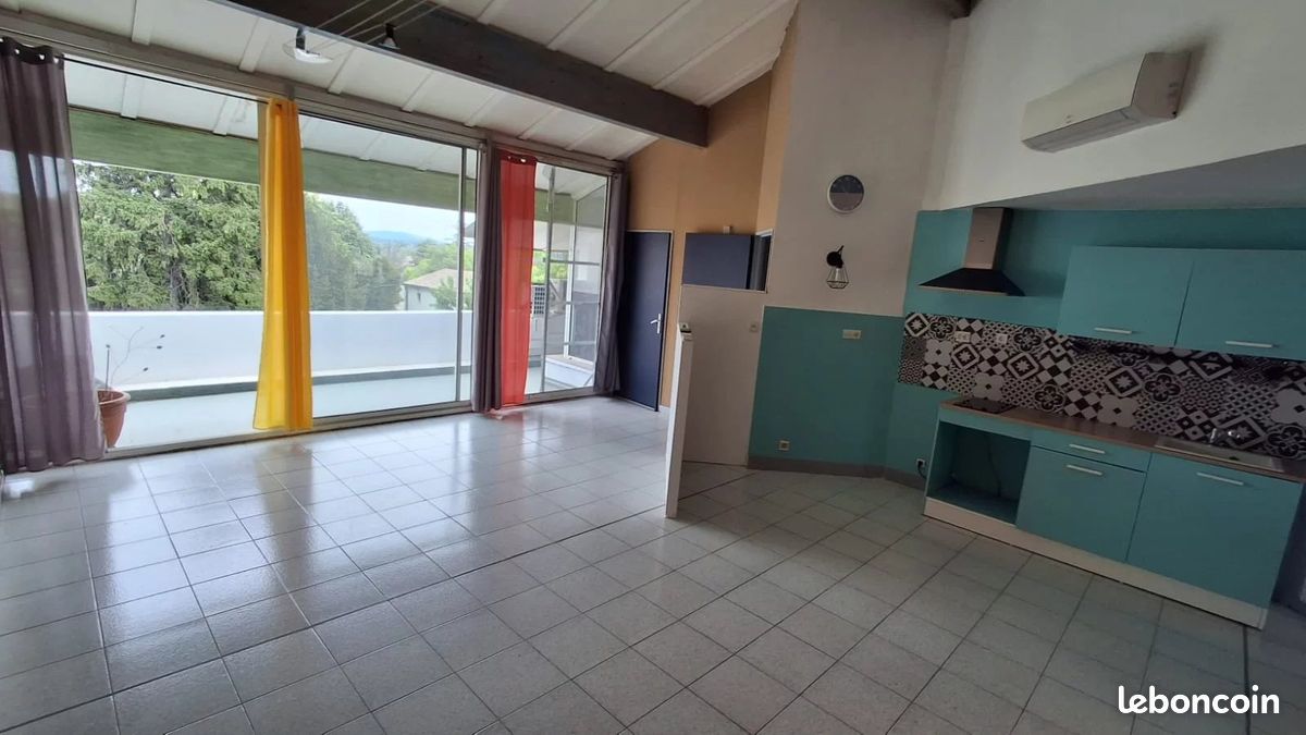 Appartement 3 pièces 68 m² · à Pont-Saint-Esprit · 68 m² · 690 €/mois