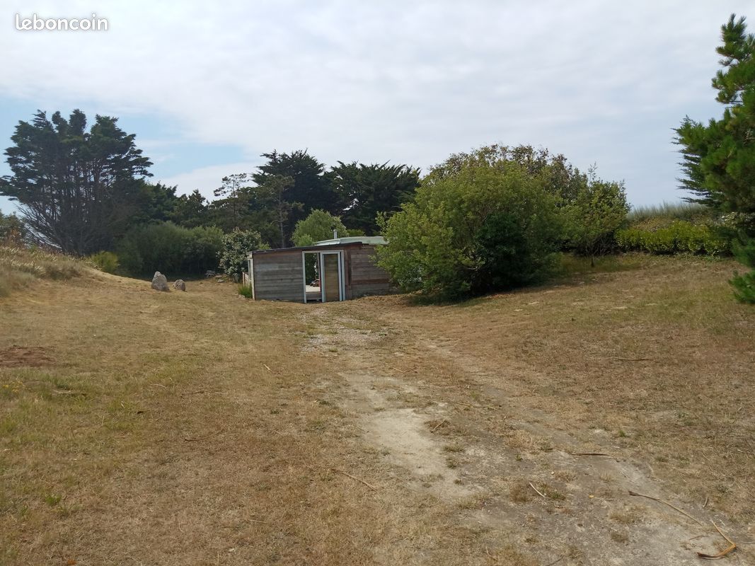 Location (image 1)