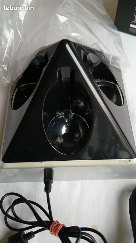 Chargeur ps2 ps3 pyramide pour 4 manette sans fil (image 4)