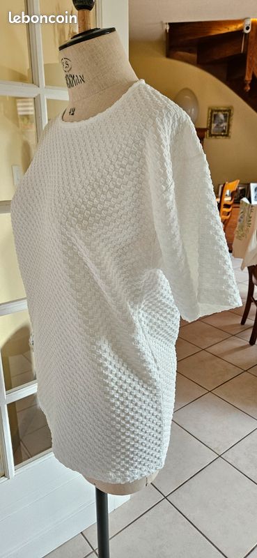 Tee-shirt Club Med taille 42/44 (image 4)