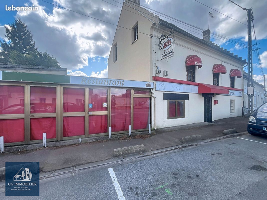 Maison 5 pièces 210 m² · à Cuise-la-Motte · 210 m² · 179 900 €