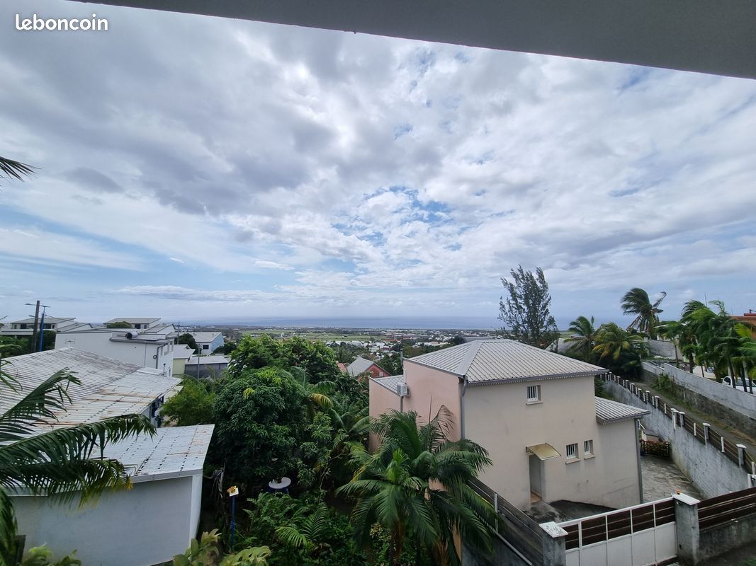 Maison 5 pièces 100 m² · à Sainte-Marie · 100 m² · 1 350 €/mois