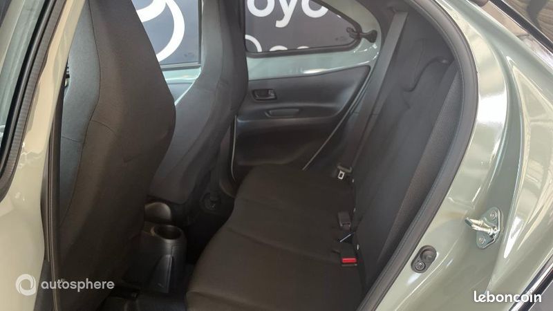 Toyota Aygo X 1.0 VVT-i 72ch Design MY24 (image 13)