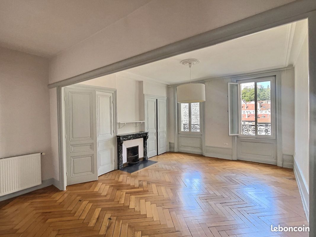 Appartement 3 pièces 101 m² · à Saint-Étienne · 101 m² · 139 000 €