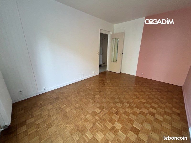 Appartement 1 pièce 27 m² · à Clermont-Ferrand · 27 m² · 445 €
