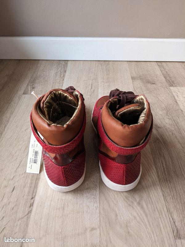 Chaussures Marron Gérard Darel Taille 40 - Neuves Avec Emballage - Talon Haut