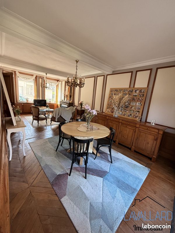 Maison 7 pièces 172 m² · à Frévent · 172 m² · 240 000 €
