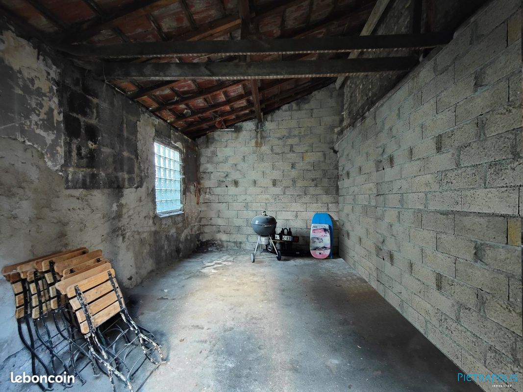 Parking 19 m² · à Chalon-sur-Saône · 19 m² · 15 000 €