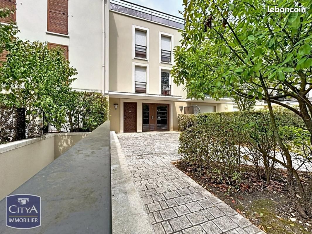 Appartement 3 pièces 63 m² · à Mennecy · 63 m² · 210 000 €
