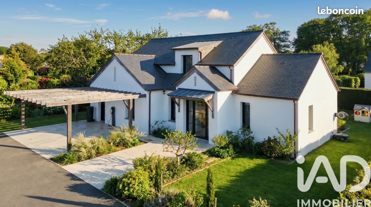 Maison 4 pièces 157 m² · à Dinard · 157 m² · 934 900 €