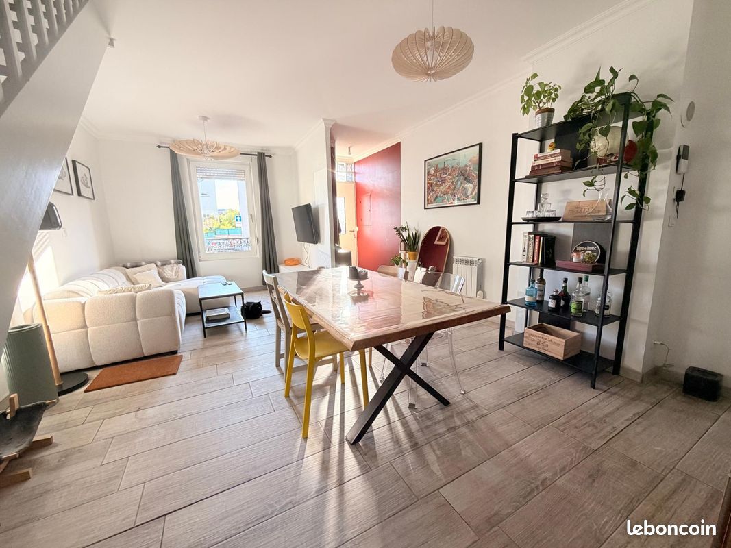 Maison 4 pièces 105 m² · à Orléans · 105 m² · 328 000 €