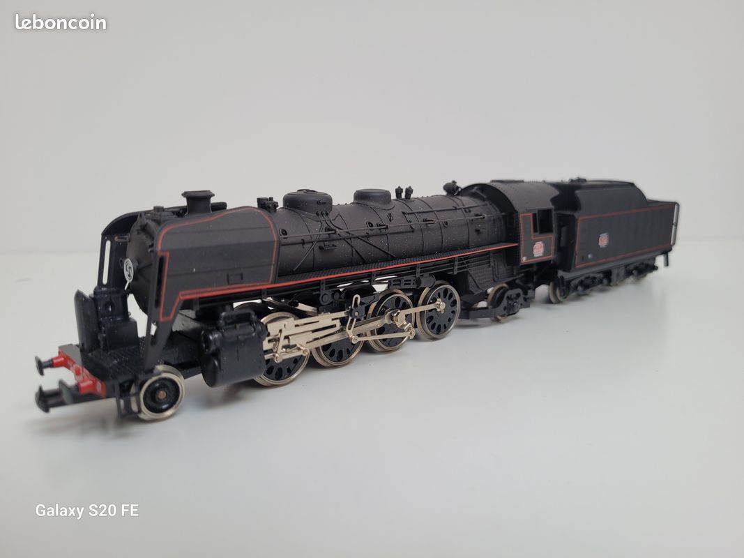 Train wagon N° 8273 Locomotive à vapeur 141 R 1246 dépot de Miramas Jouef Ho (image 9)