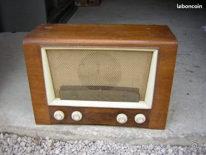 Postes radio très anciens (image 3)