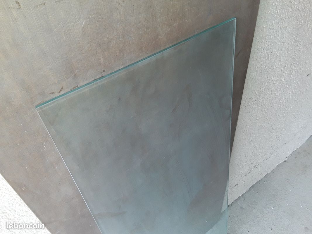 TAB 010 Plateau de table en verre (image 2)