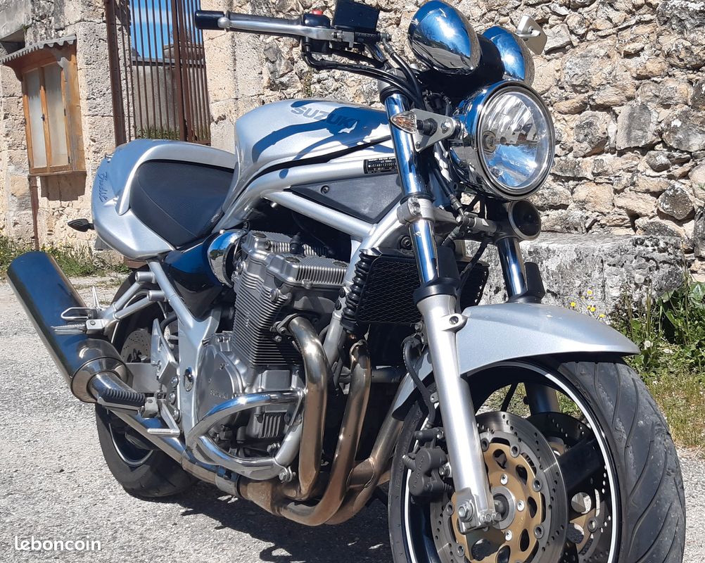 Suzuki GSF 600 Bandit rabaissée (image 1)