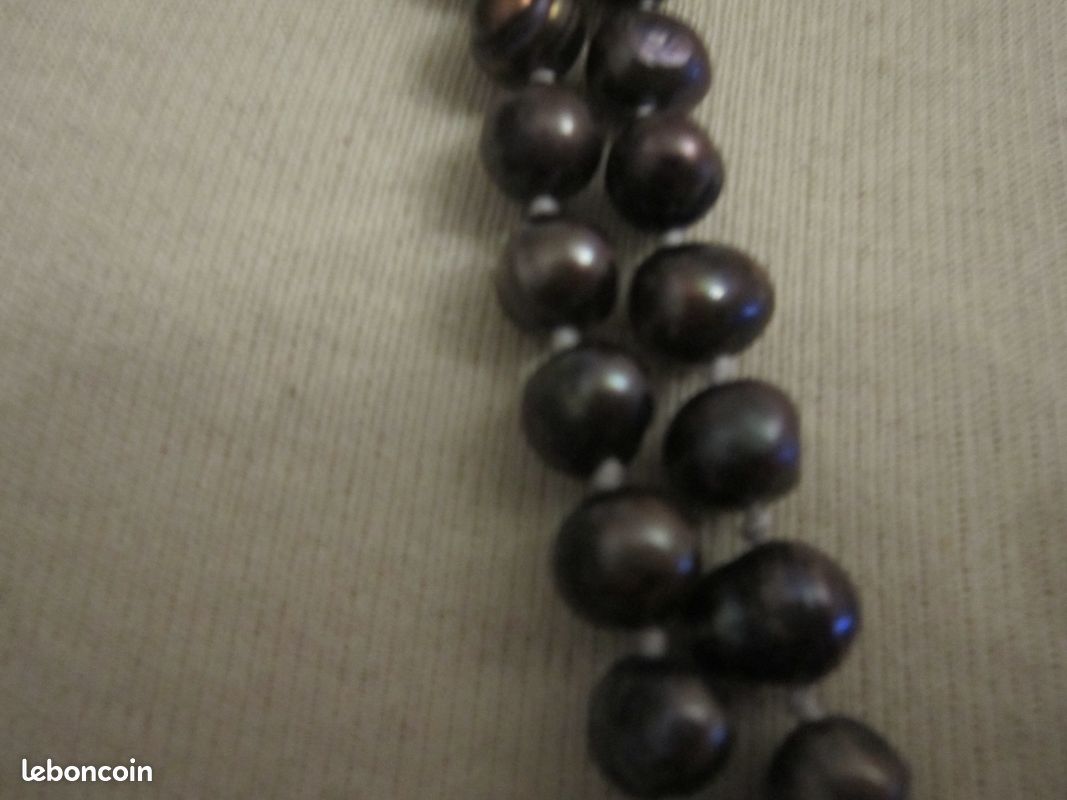 Long sautoir en perles noires véritables (image 6)