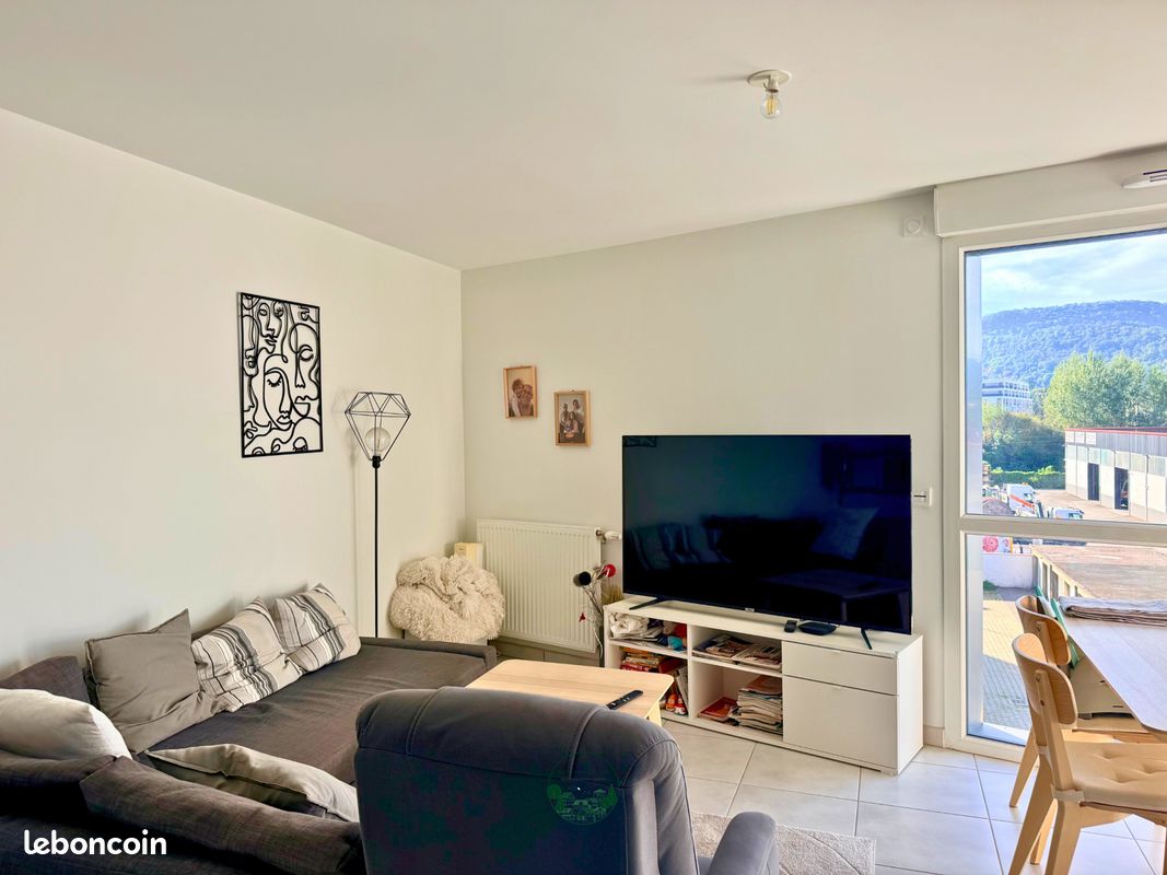 Appartement 3 pièces 61 m² · à Eybens · 61 m² · 219 000 €
