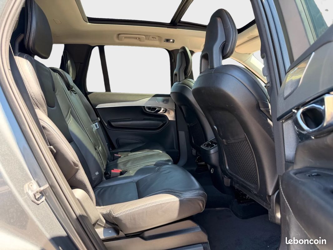 Volvo XC90 D5 225ch Inscription AWD Geartronic - Toit Ouvrant Pano, Cuir Nappa, Caméra de recul (image 9)