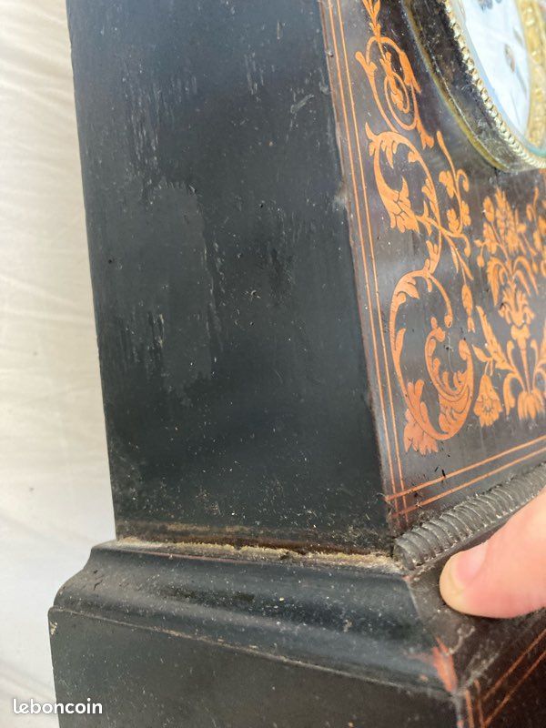 Pendule borne à fil en palissandre marqueté époque Restauration - Louis-Philippe 1830 (image 7)
